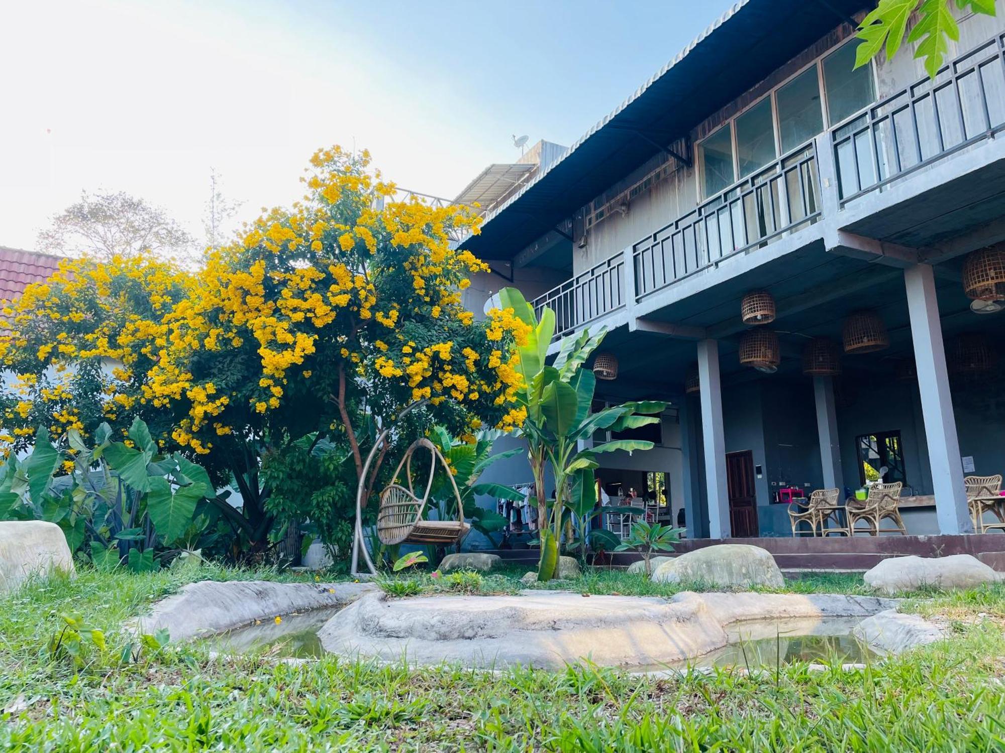 Jungle Paradise Vangvieng - Bungalows Vang Vieng Exterior photo